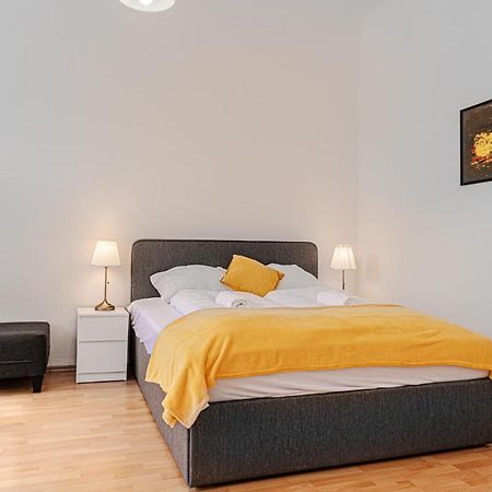 Pleasing 2Br Apt. Akh-Perfect For Groups Wenen Buitenkant foto