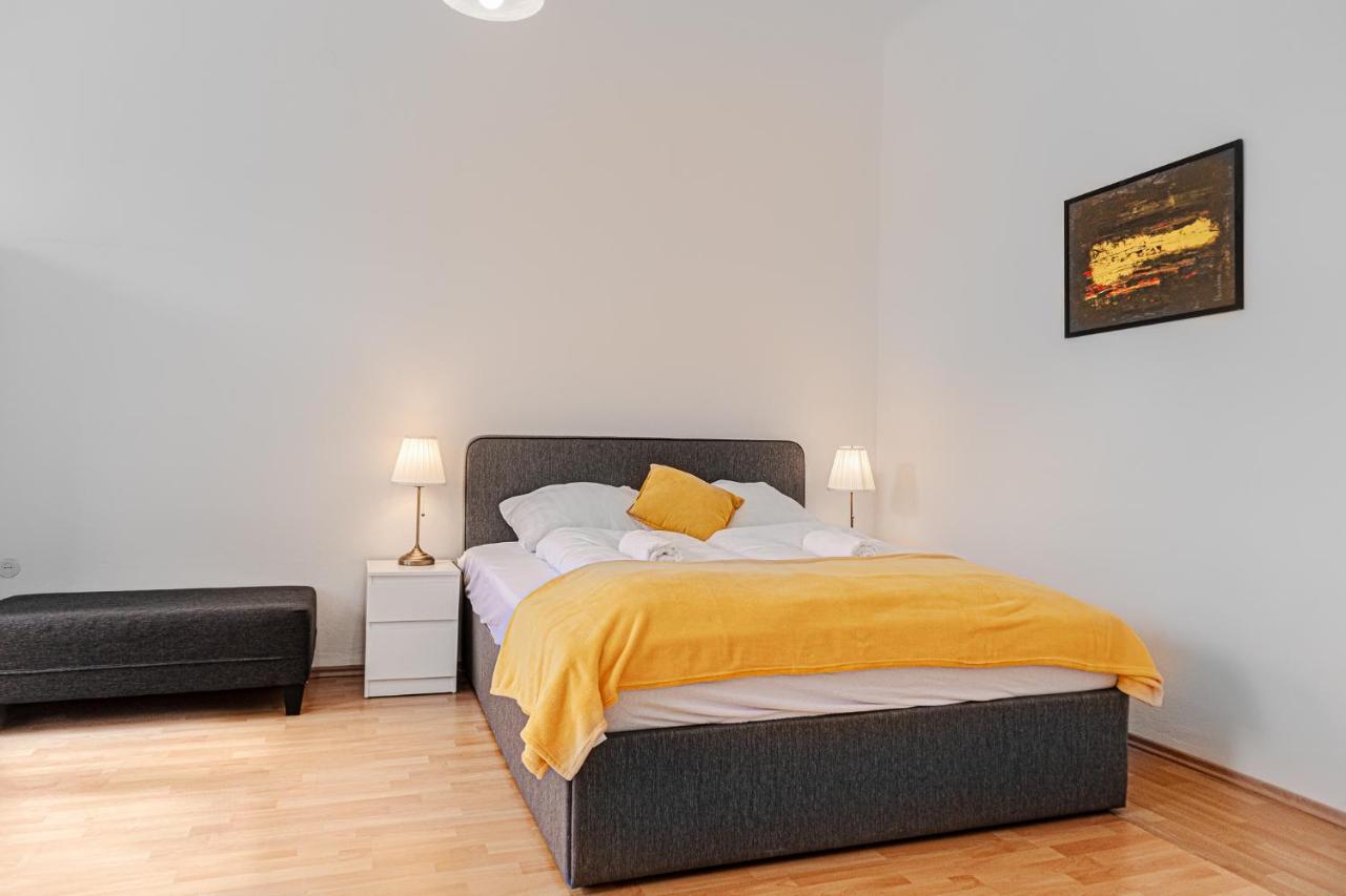 Pleasing 2Br Apt. Akh-Perfect For Groups Wenen Buitenkant foto