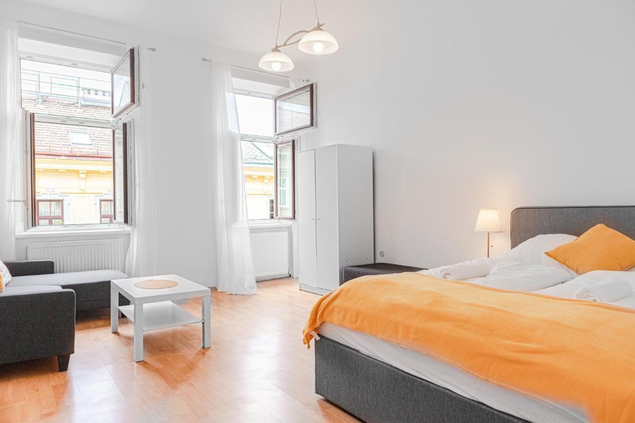 Pleasing 2Br Apt. Akh-Perfect For Groups Wenen Buitenkant foto