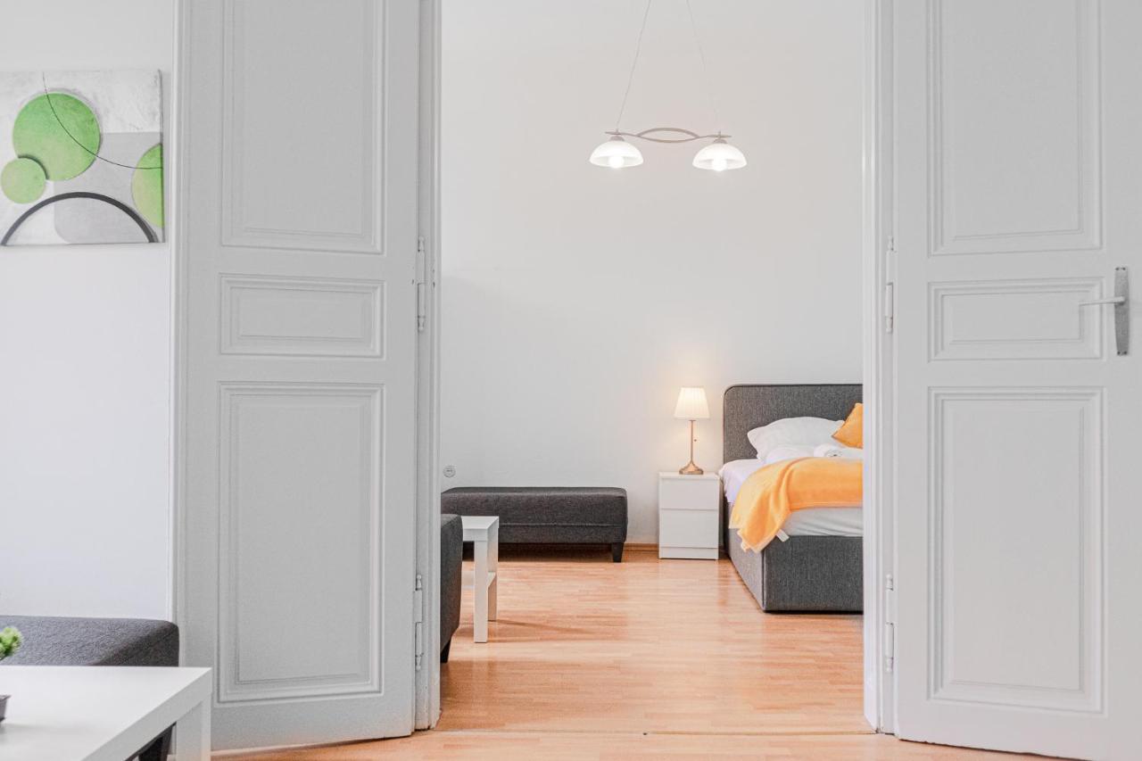 Pleasing 2Br Apt. Akh-Perfect For Groups Wenen Buitenkant foto